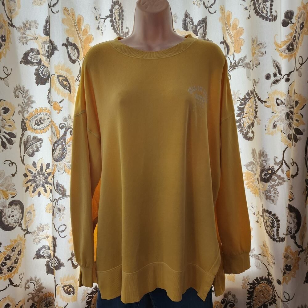 Old Navy Sweatshirt Women's Medium Yellow Pullover Crew Neck Soft Loose Fit